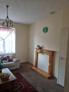 2 bedroom flat to rent, Lothian Street, Bonnyrigg EH19