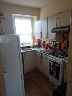 2 bedroom flat to rent, Lothian Street, Bonnyrigg EH19