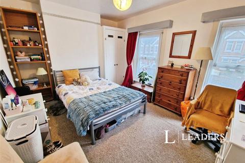4 bedroom terraced house to rent, Queens Park Road, Brighton, East Sussex, BN2