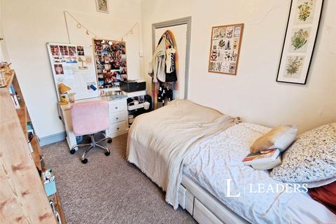 4 bedroom terraced house to rent, Queens Park Road, Brighton, East Sussex, BN2
