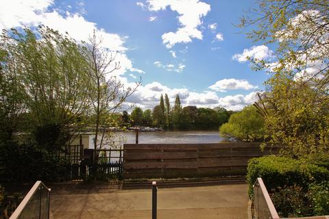 undefined, Quayside House, Kew Bridge Road, Brentford, TW8