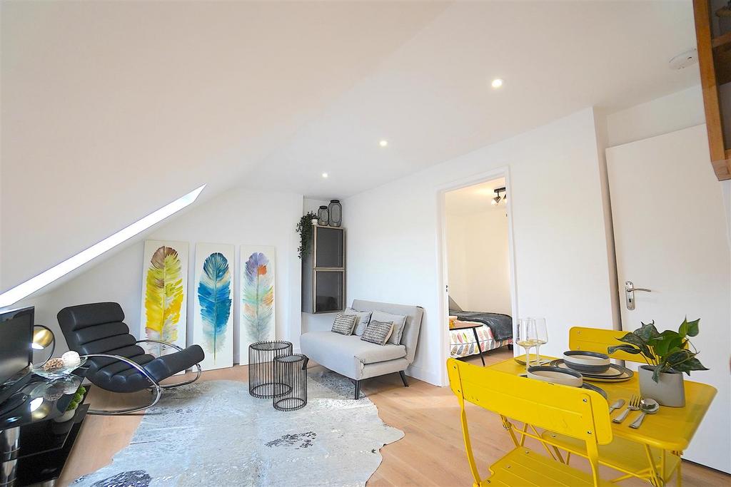 Living Room2.JPG
