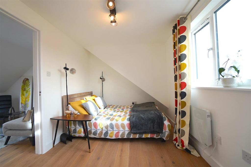 Bedroom2.JPG