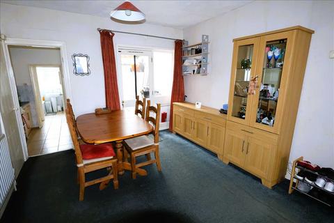 3 bedroom terraced house for sale, Milton Keynes MK13