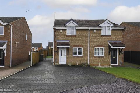 2 bedroom semi-detached house for sale - Rimini Close, Longton