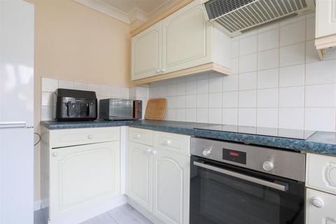 2 bedroom semi-detached house for sale, Rimini Close, Longton