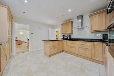 undefined, Mottram, Highfield Crescent, Hindhead