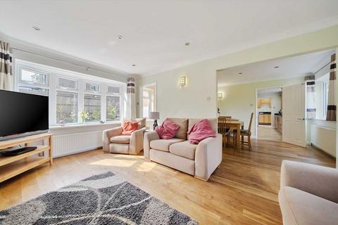 undefined, Mottram, Highfield Crescent, Hindhead