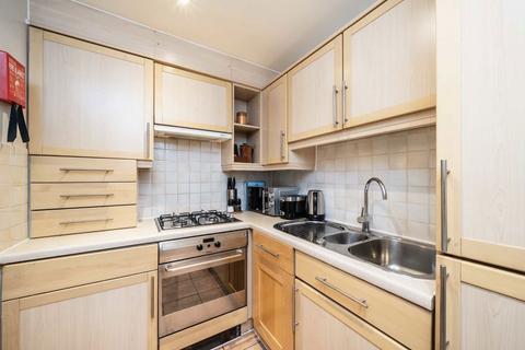 1 bedroom flat for sale, High Timber Street, London EC4V