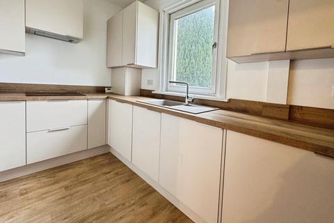 2 bedroom apartment for sale, Beith Road, Howwood, PA9