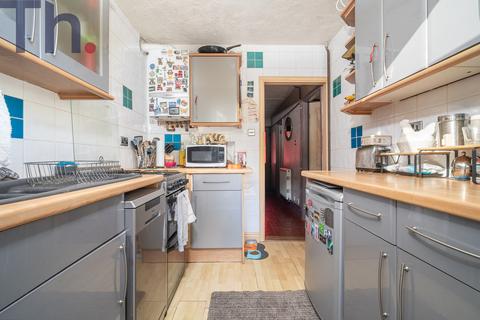 3 bedroom semi-detached house for sale, Newport PO30