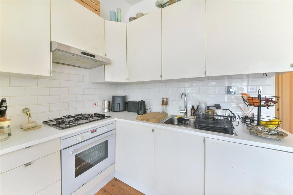 Living Room/Kitchen