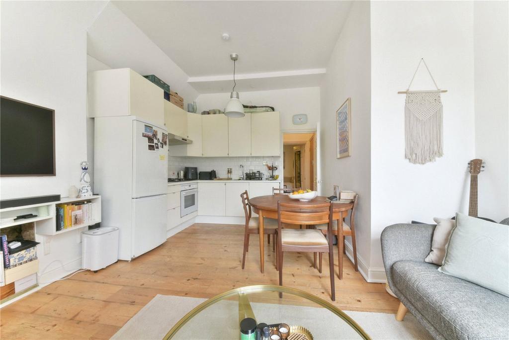 Living Room/Kitchen