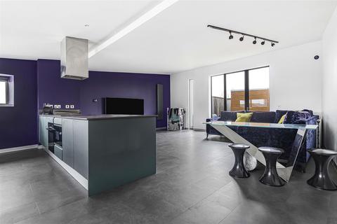 2 bedroom duplex for sale, Christ's Lane, Cambridge CB1