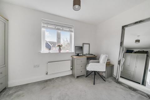 2 bedroom end of terrace house for sale, Pipit Green, Bracknell, Berkshire