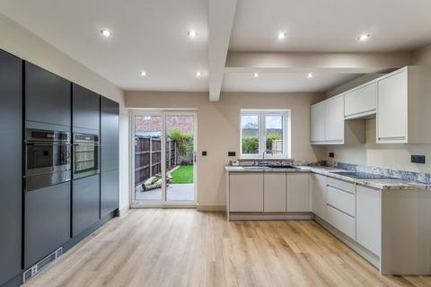 4 bedroom semi-detached house for sale, Rushgreen Road, Lymm, WA13