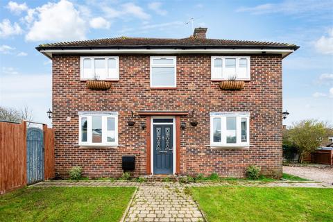 undefined, Radstock Way, Merstham RH1
