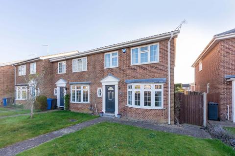 3 bedroom end of terrace house for sale, Cranbrook Drive, Maidenhead SL6