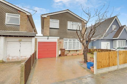 Meynell Avenue, Canvey Island, SS8