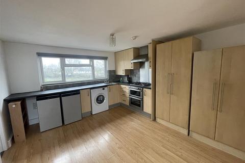 undefined, Kingsbridge Crescent, Southall