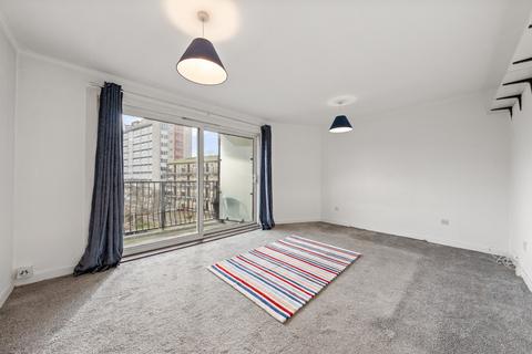 2 bedroom flat to rent, Cathedral Square, Glasgow City, Glasgow, G4