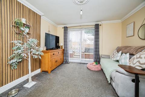 4 bedroom semi-detached house for sale, Pagnell Avenue, Rotherham, S63