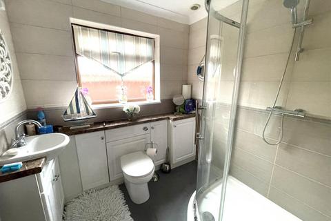 4 bedroom detached bungalow for sale, Whitley Road, Loughor, Swansea