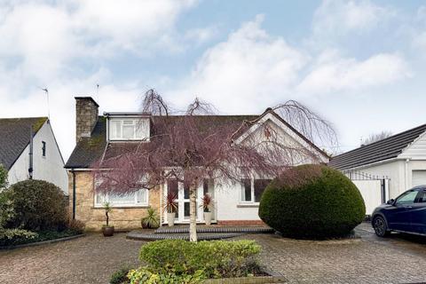 4 bedroom detached bungalow for sale, Larkwood Avenue, Penarth