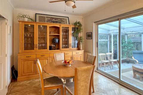 4 bedroom detached bungalow for sale, Larkwood Avenue, Penarth