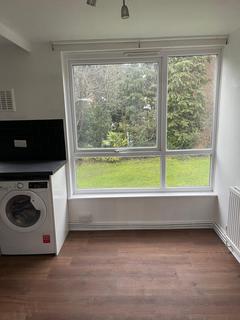 undefined, Basinghall Gardens, Sutton, SM2