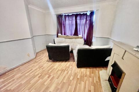 3 bedroom terraced house for sale, Park Avenue, Fleetwood FY7