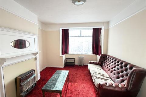 3 bedroom terraced house for sale, Bond Road, Mitcham