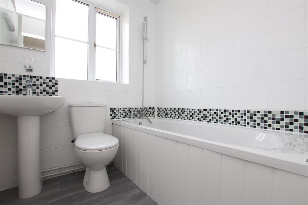 Bathroom.JPG