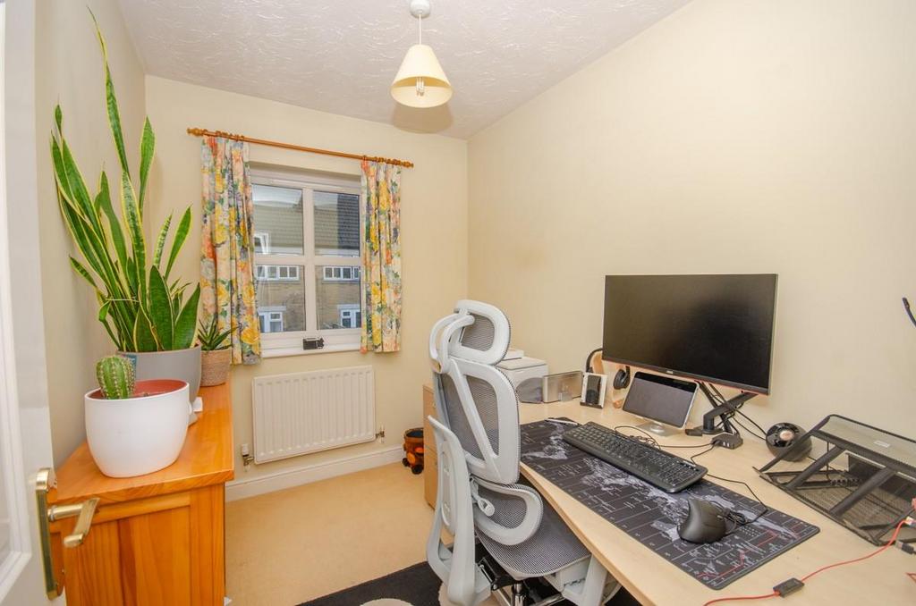 Bedroom 3.jpg