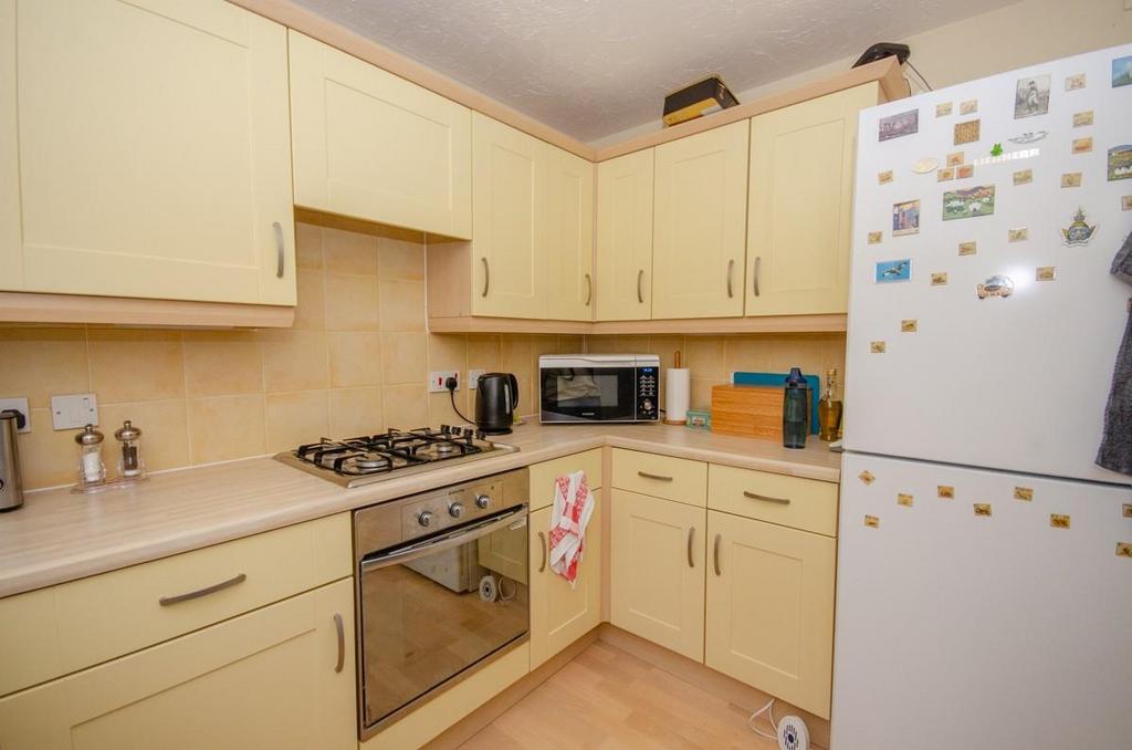 Kitchen pic 2.jpg
