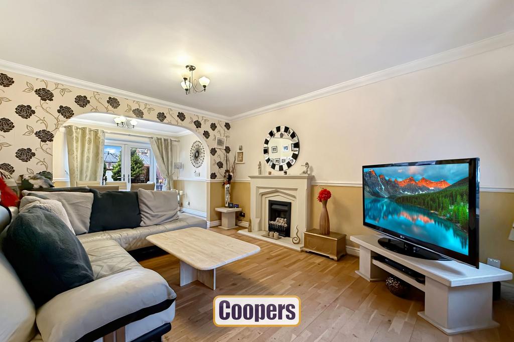 Open Plan Lounge/Dining Room