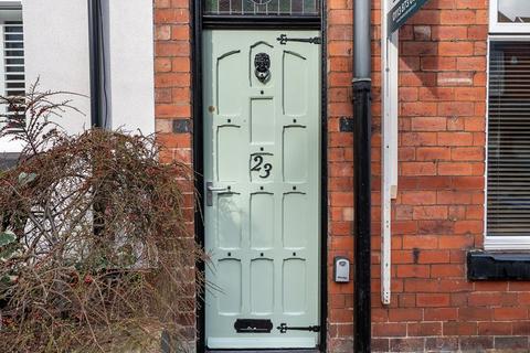 4 bedroom terraced house to rent, Leeds LS7