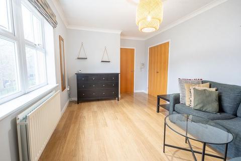 2 bedroom apartment to rent, Leeds LS7