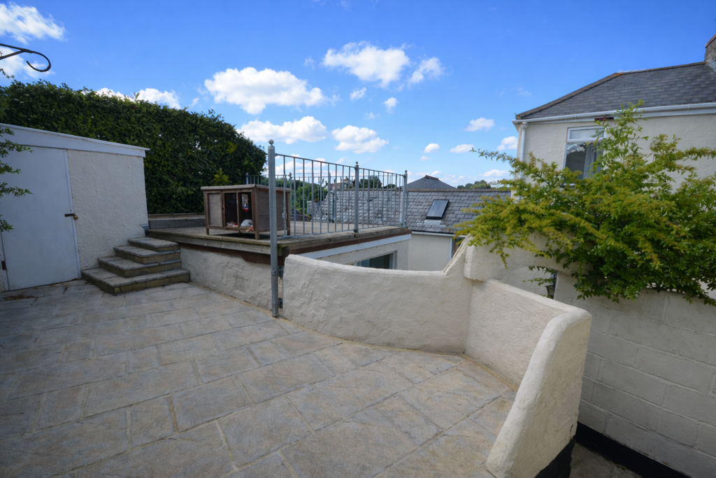 Patio & Sun Terrace