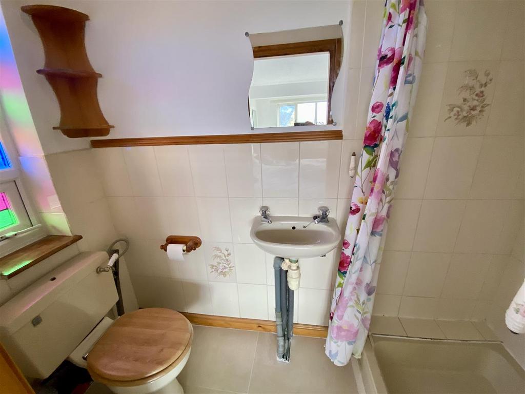 Bramleys Estate Agents - Common Side - Roberttown