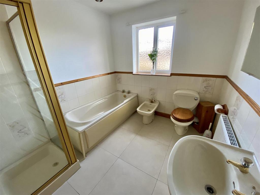 Bramleys Estate Agents - Common Side - Roberttown