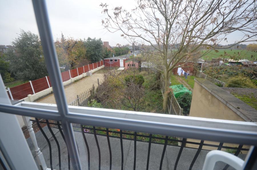 Balgone with Garden view
