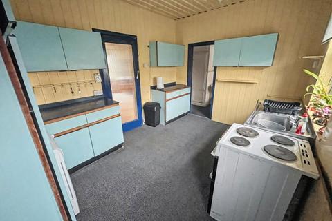 3 bedroom semi-detached house for sale, Sefton Street, Whitefield, Manchester, Greater Manchester, M45 7ET