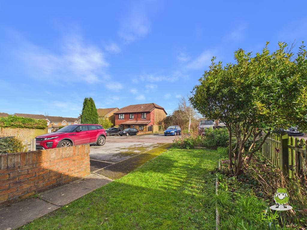 Ewe Move Estate Agents Basingstoke - Lapin Lane Hat