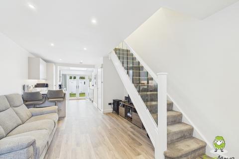 2 bedroom terraced house for sale, Lapin Lane, Basingstoke, Hampshire, RG22