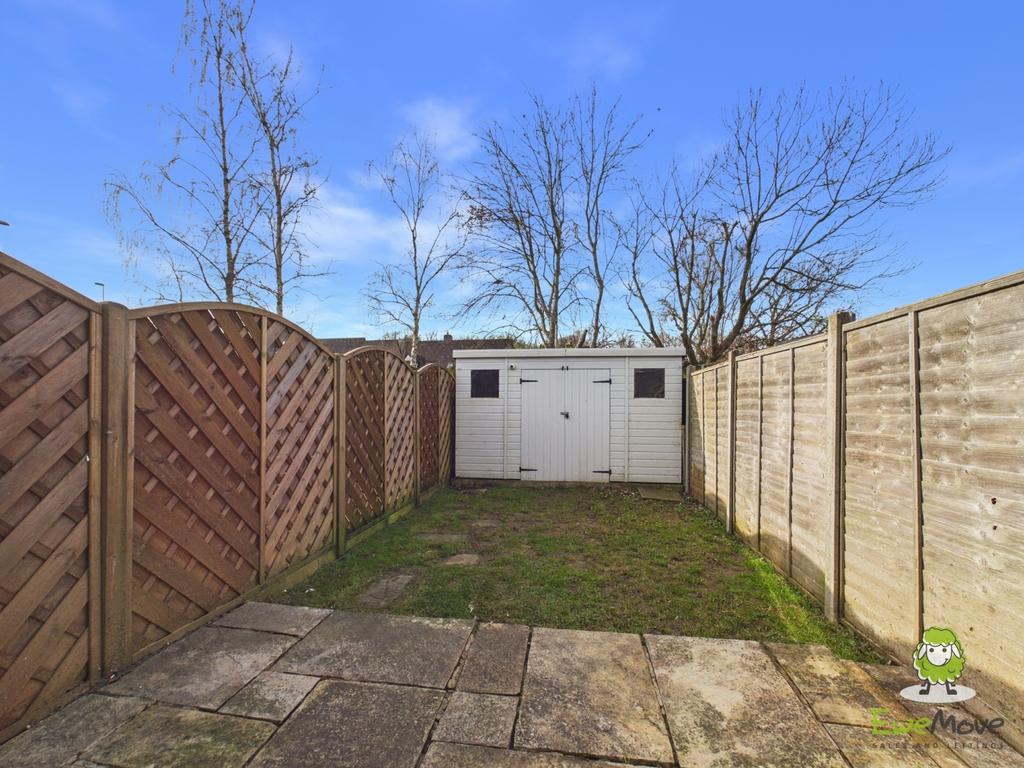 Ewe Move Estate Agents Basingstoke - Lapin Lane Hat