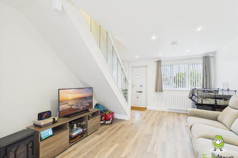 2 bedroom terraced house for sale, Lapin Lane, Basingstoke, Hampshire, RG22