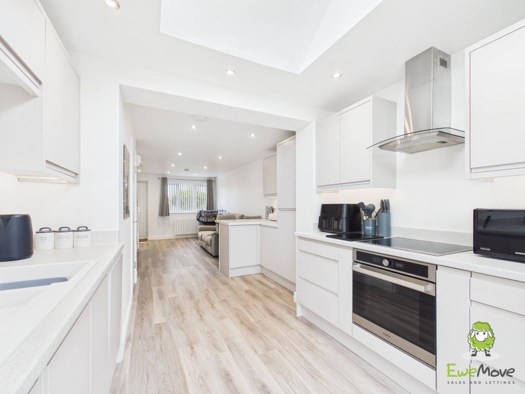 Ewe Move Estate Agents Basingstoke - Lapin Lane Hat