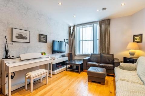 2 bedroom apartment to rent, Portsea Place, London W2