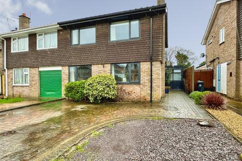 3 bedroom semi-detached house for sale, Newport Drive, Alcester